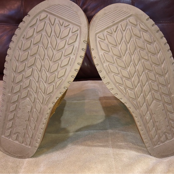 Koolaburra by UGG fleece lined Leather Boots. US 9 Women’s Gently Used. - Picture 9 of 10